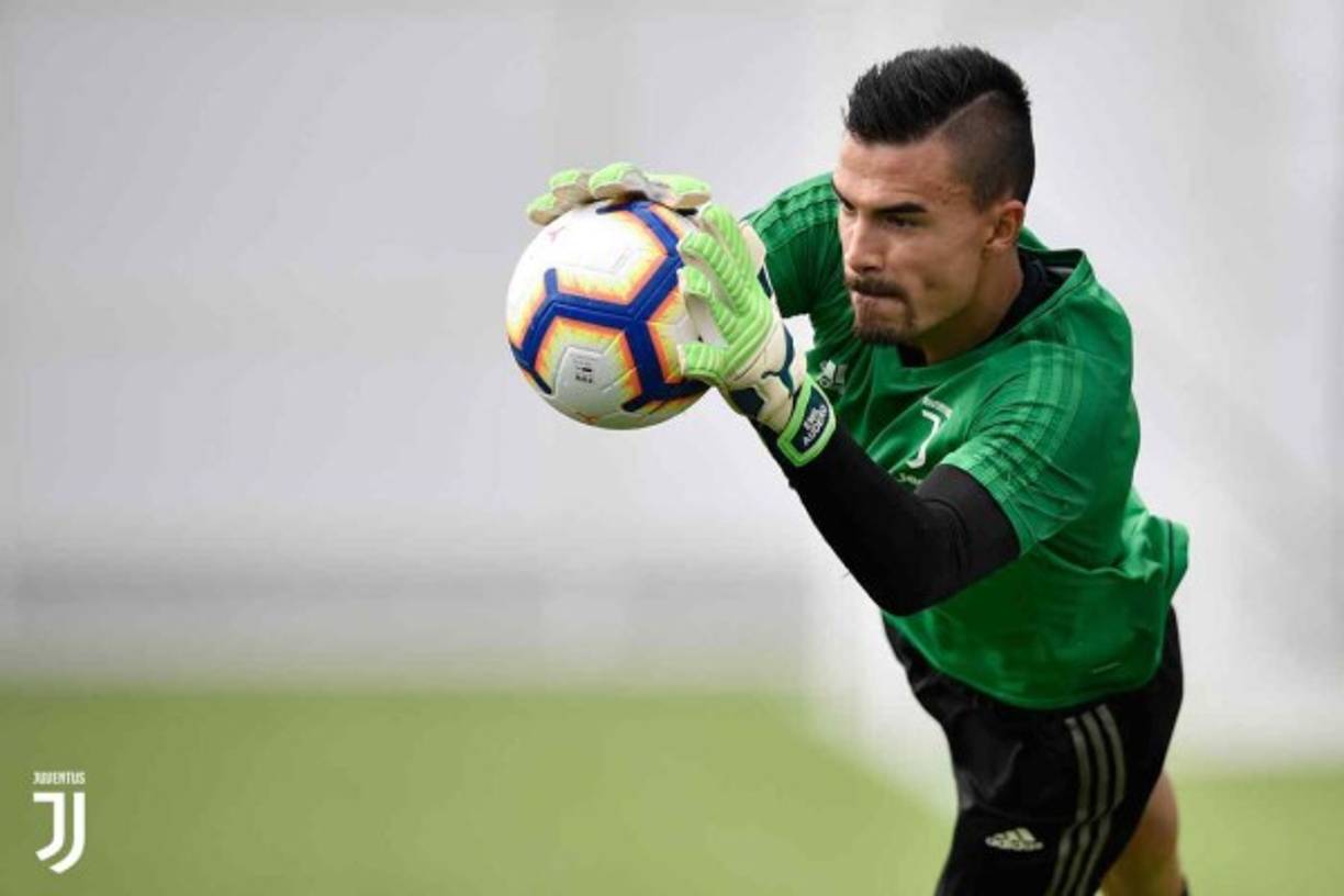 La Juventus ha hecho oficial la salida del guardameta italiano Emil Audero a la Sampdoria, por el que la 'Vecchia Signora' recibirá 20 millones de euros.