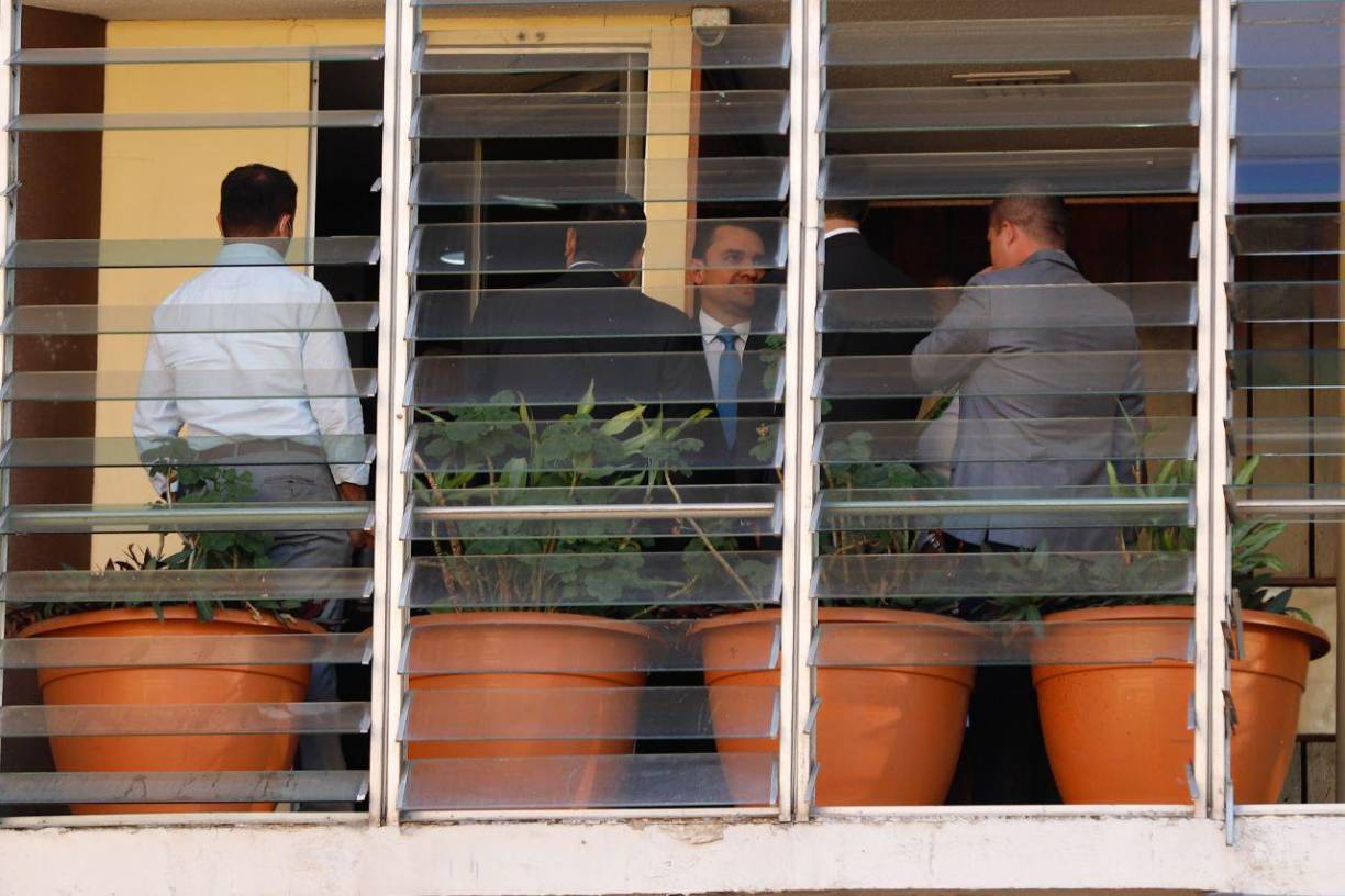 Diputados denuncian que no los dejan entrar al Congreso Nacional