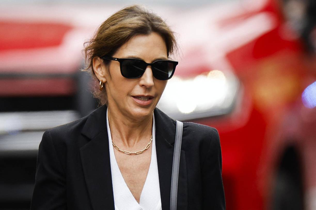 Tocó fondo cuando su padre dejó de ser vicepresidente en 2017. Su matrimonio se rompió y perdió la custodia de sus tres hijas. Vivió una aventura sentimental con su cuñada Hallie Biden, la viuda de Beau, quien testificó en el juicio en su contra.