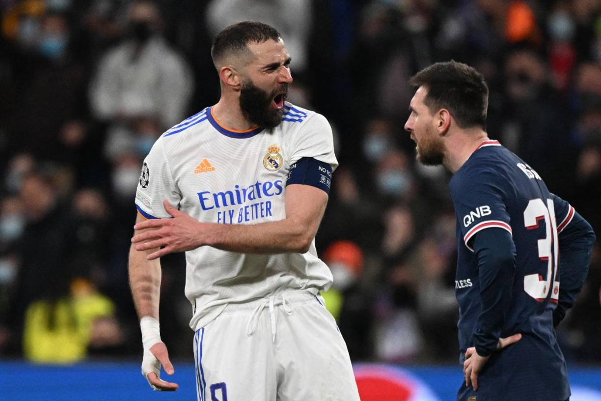 Karim Benzema celebró en la cara de Messi.
