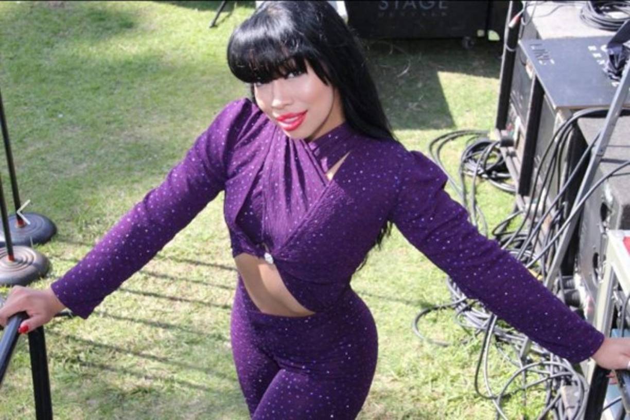 Según el Servicio de Inmigración y Control de Aduanas (ICE, por sus siglas en inglés), Posadas está en libertad condicional por lo que tiene que presentarse a una oficina de ICE regularmente.