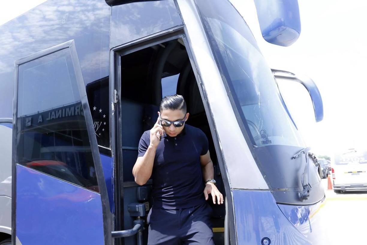 El director deportivo del Motagua, Emilio Izaguirre, arribó junto con el equipo.