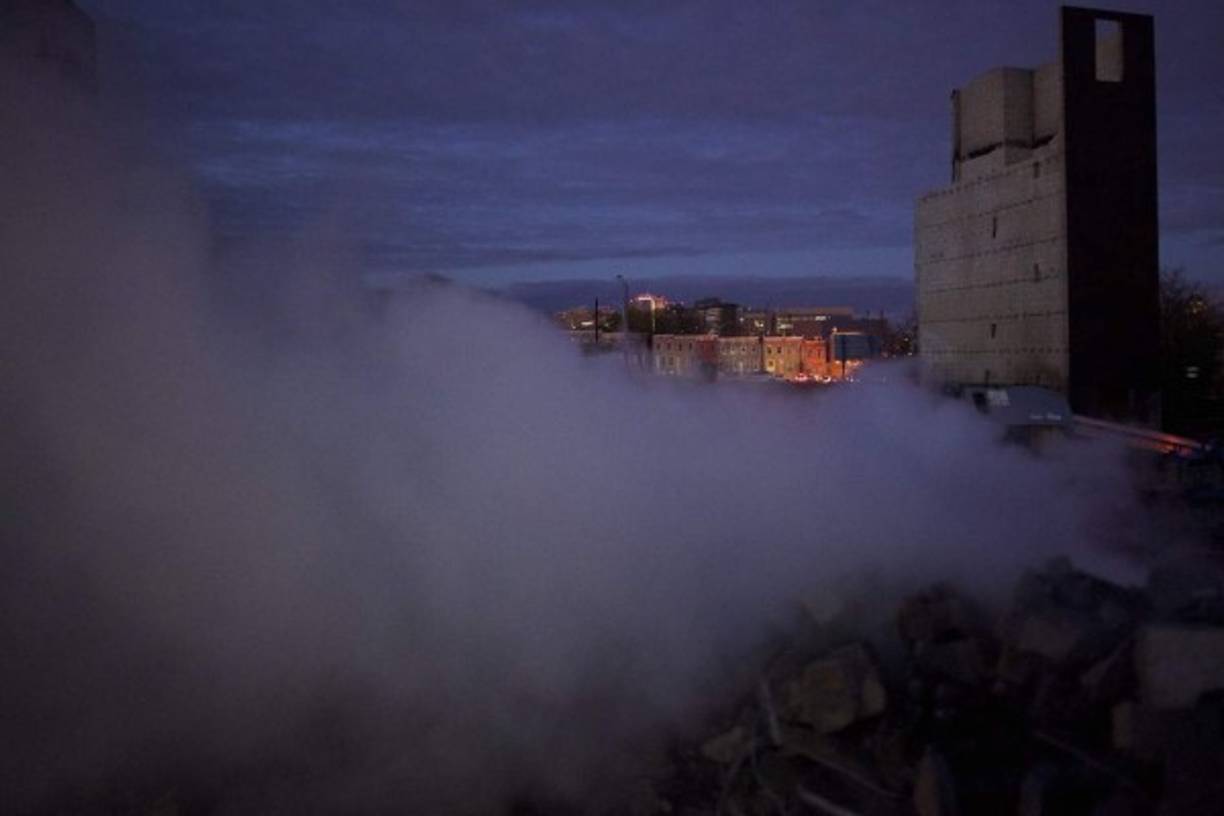 Al menos 15 oficiales de la policía resultaron heridos tras la protesta.