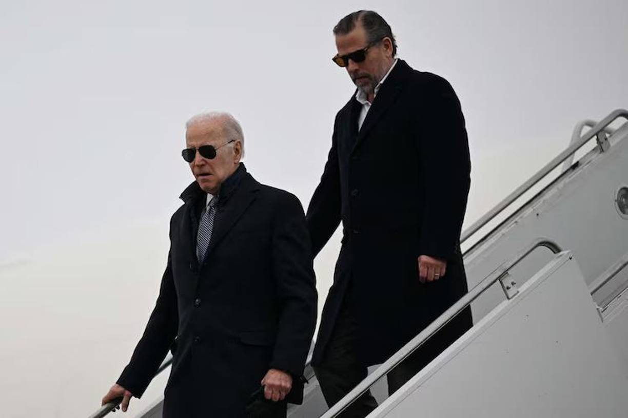 Pese a sus problemas con la justicia, un pasado turbulento por adicciones y cuestionados negocios en el exterior que le convierten en blanco recurrente de la oposición republicana, el presidente estadounidense Joe Biden reafirmó que estará “siempre ahí” junto a Hunter, su hijo hallado culpable este martes de posesión ilegal de un arma de fuego