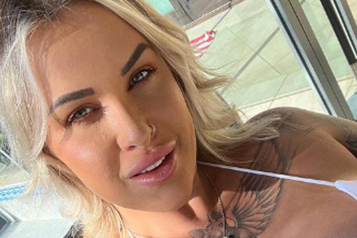  La calificaron de salvaje y vulgar por grabar cosas para adultos. 