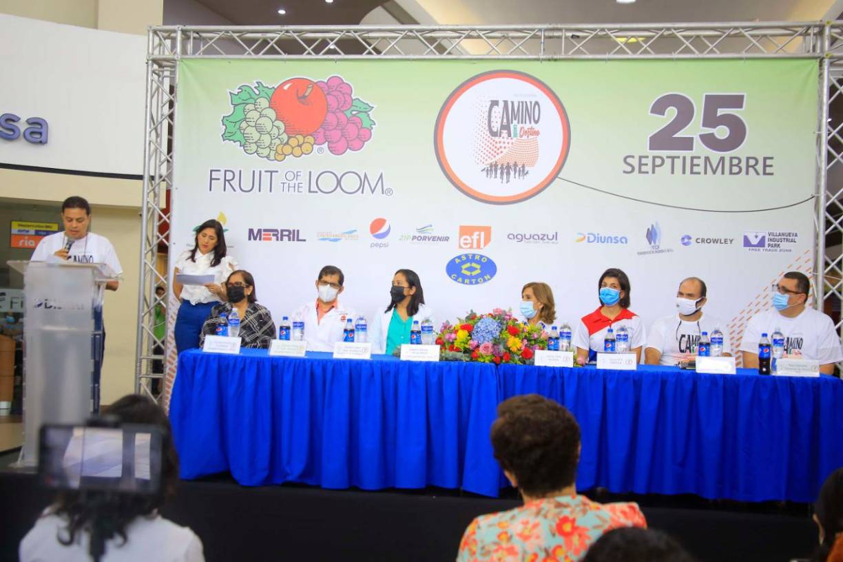 Pretenden recaudar 2 millones de lempiras para el Rivas y el hospital de El Progreso. Fotos: Moisés Valenzuela.