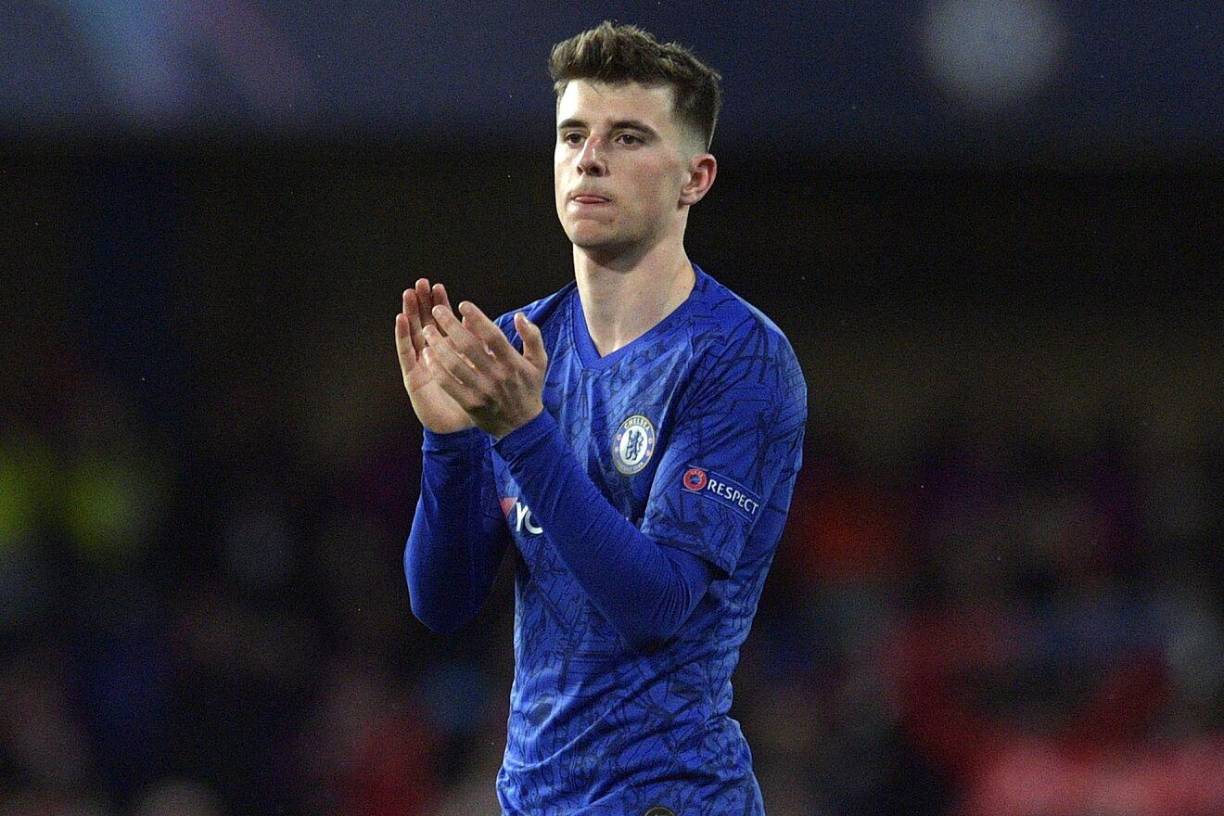 <b>Mason Mount </b>podría hacer las maletas este verano para irse de un <b>Chelsea </b>en horas muy muy bajas que, sin embargo, confía en que el internacional inglés decida quedarse en Stamford Bridge. Clubes como Bayern Múnich y Liverpool lo tienen en la mira.