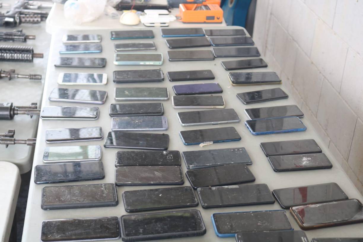 Fusiles de guerra tenían mareros en cárcel de La Tolva