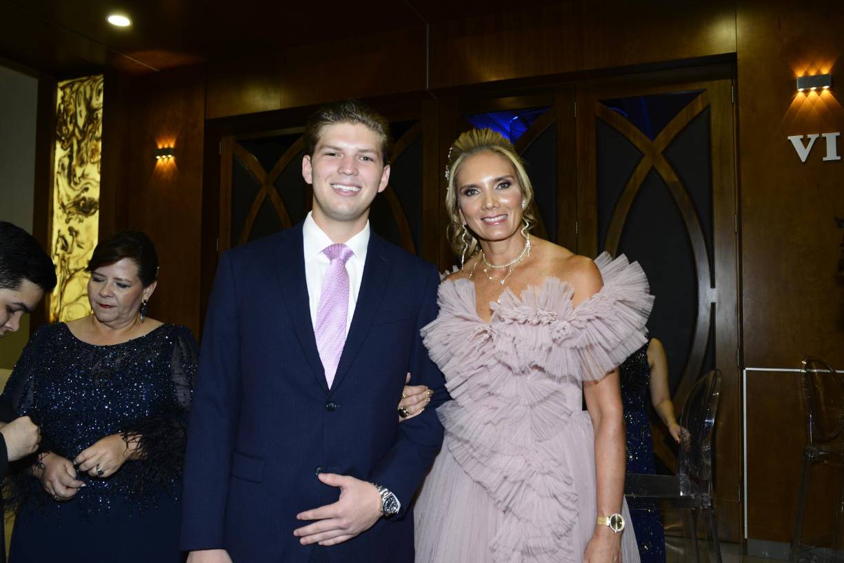 Carlos López y Jimena Alcerro