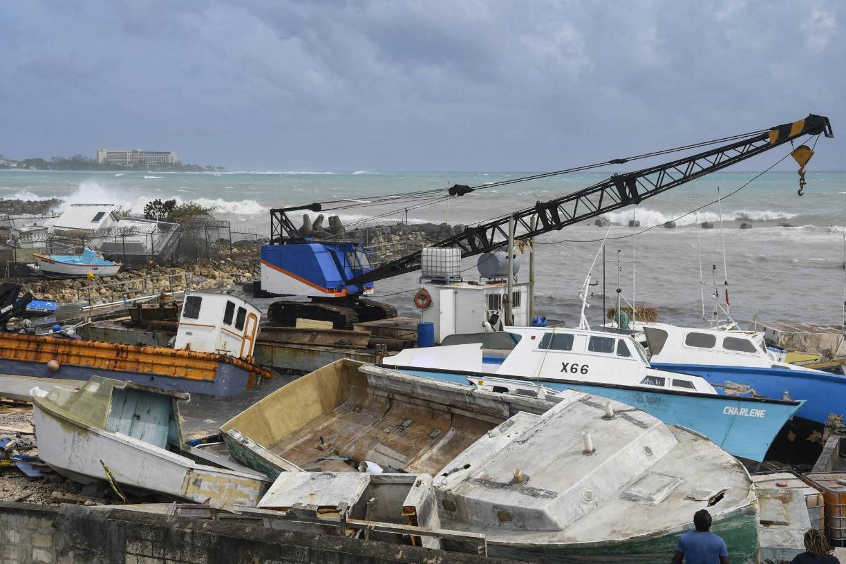 Beryl fue un poderoso y destructivo huracán de categoría 5 que afectó partes del Caribe, la Península de Yucatán y la costa del golfo de Estados Unidos.