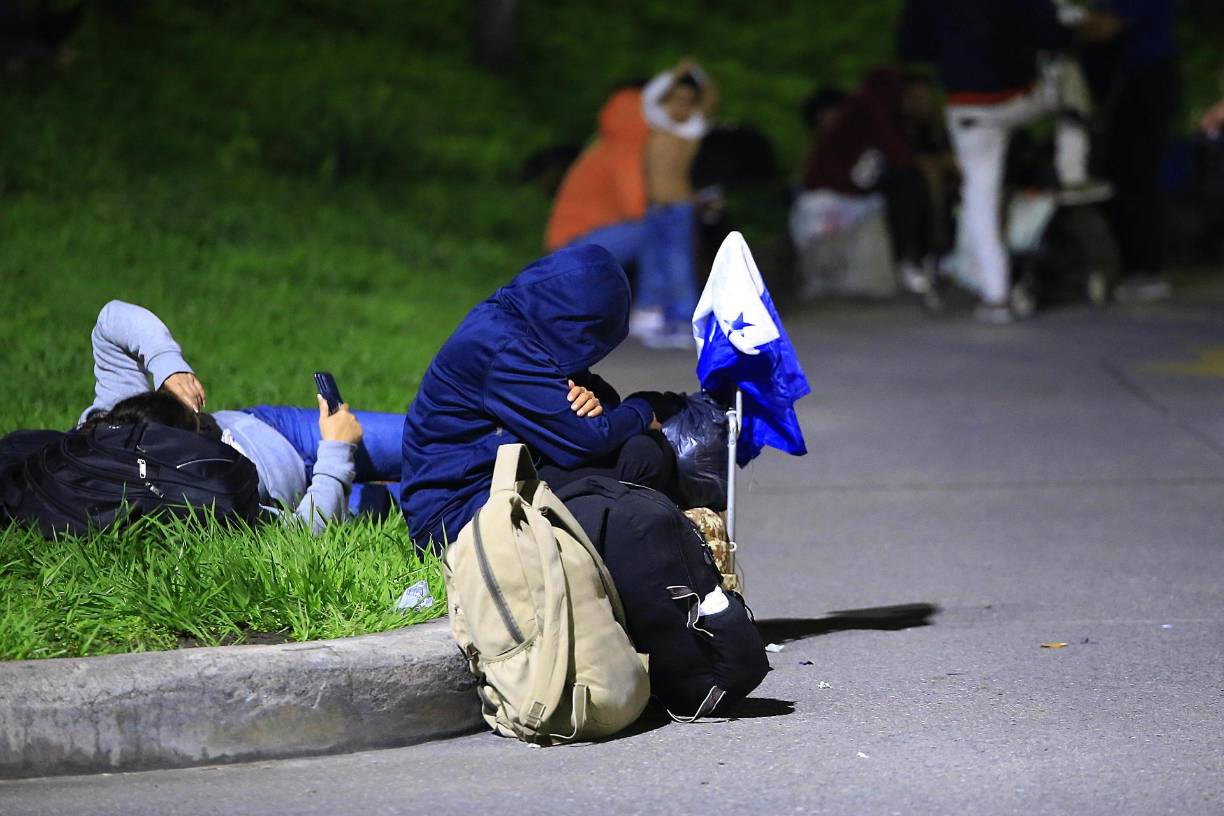 El INM indicó que el 97,2 % (358.814) de los inmigrantes ingresaron a Honduras por los municipios de Danlí y Trojes, departamento de El Paraíso, fronterizo con Nicaragua, una región que en los últimos años se ha convertido en la principal ruta que extranjeros utilizan para entrar al país centroamericano y seguir hacia Estados Unidos. 