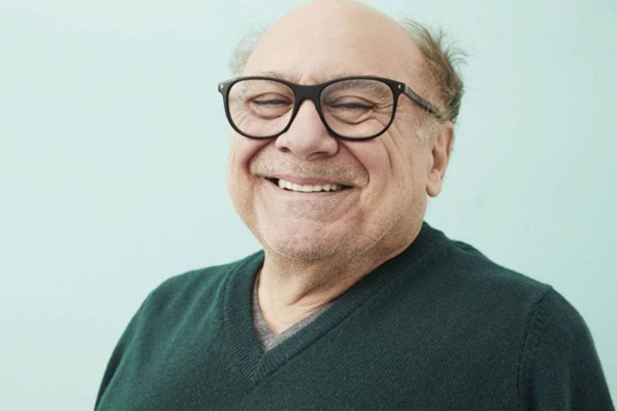 Al igual que otros muchos rostros conocidos de la industria de Hollywood, el actor Danny DeVito no ha podido disimular su preocupación por la posibilidad de que el controvertido empresario Donald Trump acabe ocupando la Casa Blanca tras las elecciones presidenciales que se celebrarán el 8 de noviembre en Estados Unidos, pero en su caso ha llegado a afirmar incluso que contempla la posibilidad de trasladarse a Europa si el magnate toma las riendas del país.<br/>