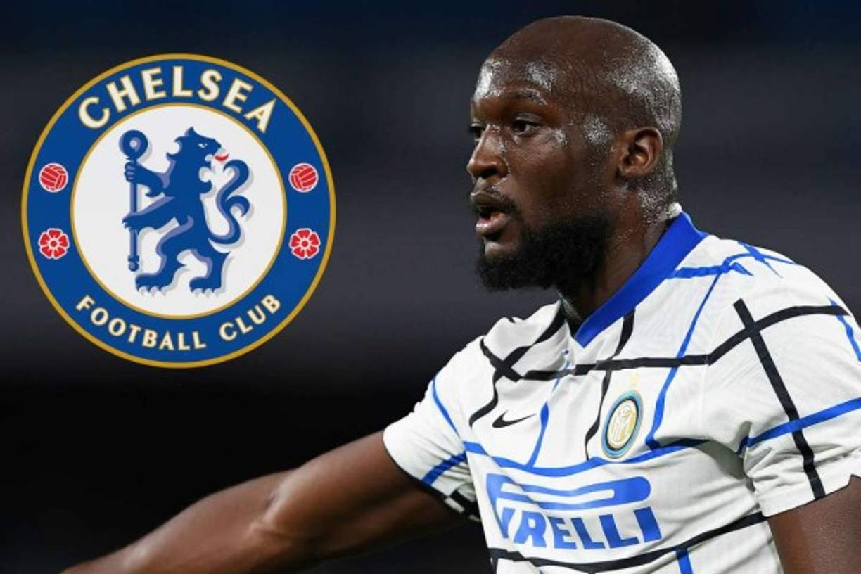 ¡Es otra bomba en el mercado! El Chelsea está a punto de anunciar otro bombazo en el desfile de delanteros de este verano. Romelu Lukaku, según 'football.london', acordó los términos de un contrato de cinco años con los blues. El atacante belga tiene experiencia internacional sobrada y calidad goleadora por lo que convertiría a los de Stamford Bridge en un equipo aún más temible después de ganar la Champions League la pasada temporada.<br/><br/>En el club inglés ya quieren ver el miércoles a Lukaku ante el Villarreal en el Windsor Park de Belfast con la Supercopa de Europa en juego.