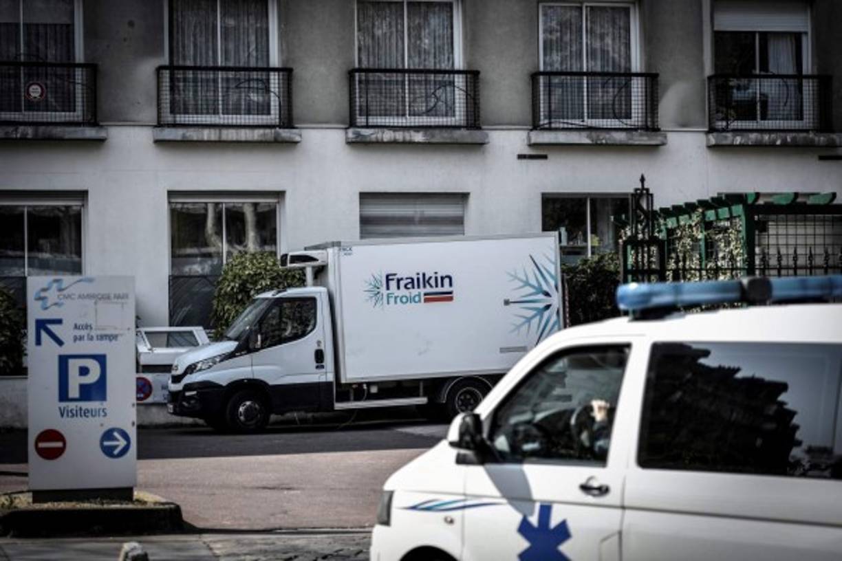 Francia reportó este sábado 319 nuevos muertos en las últimas 24 horas.