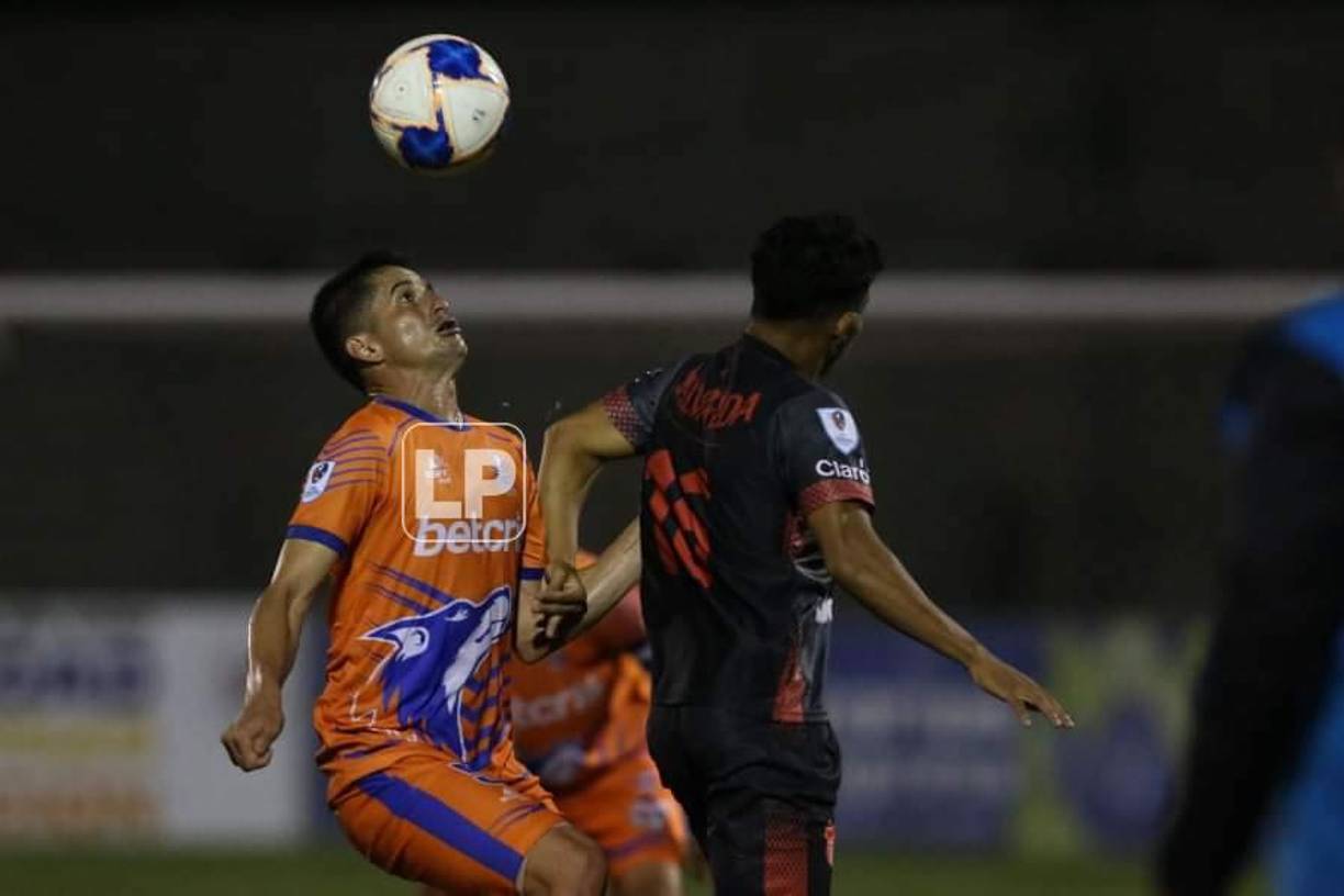 El centrocampista Oliver Morazán reapareció en la Liga Nacional jugando con la UPN tras seis meses de ausencia y jugó frente al Vida.
