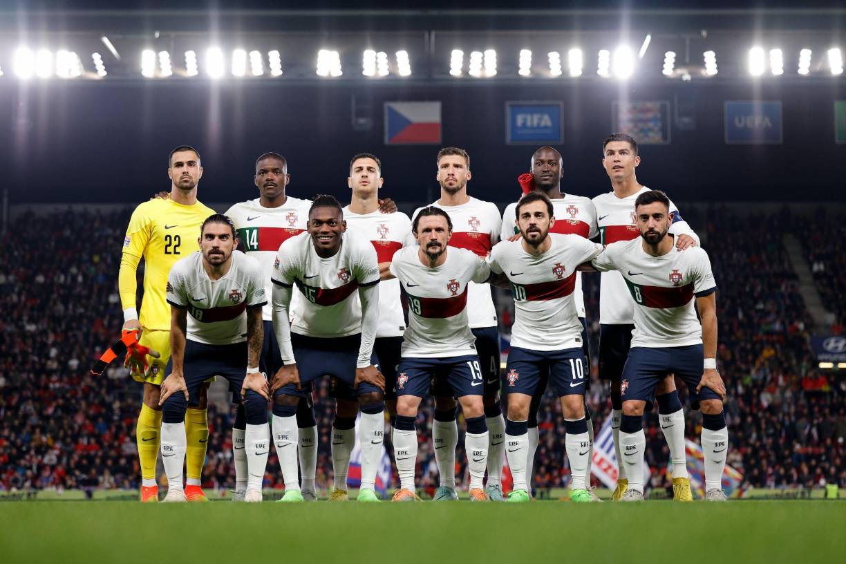 Los portugueses golearon a República Checa en un duelo Cristiano Ronaldo jugó todo el partido pero no pudo marcar. Al contrario, CR7 se llevó un terrible golpe que generó mucha preocupación.