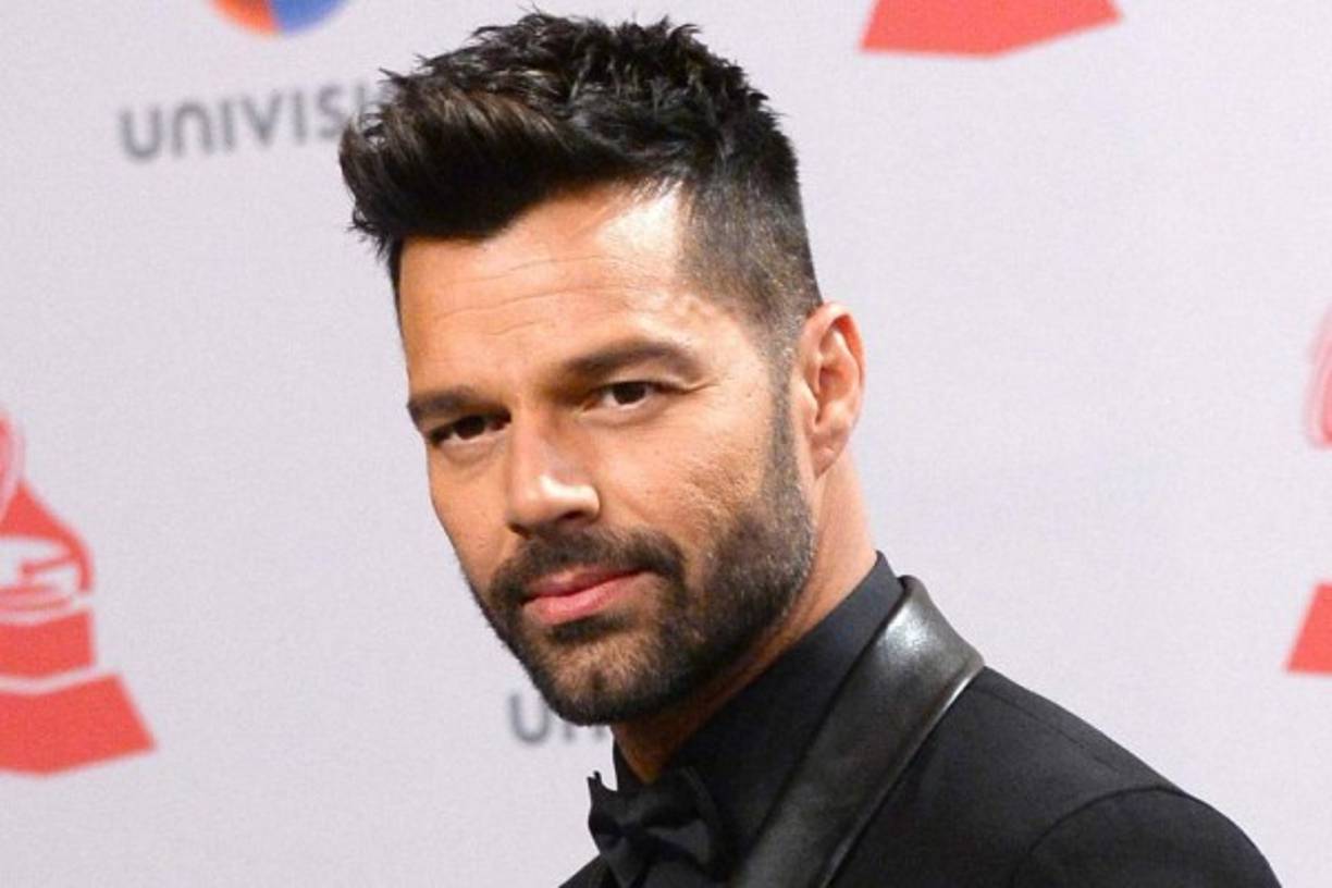 Enrique Martín Morales es más conocido por su nombre artístico Ricky Martin.