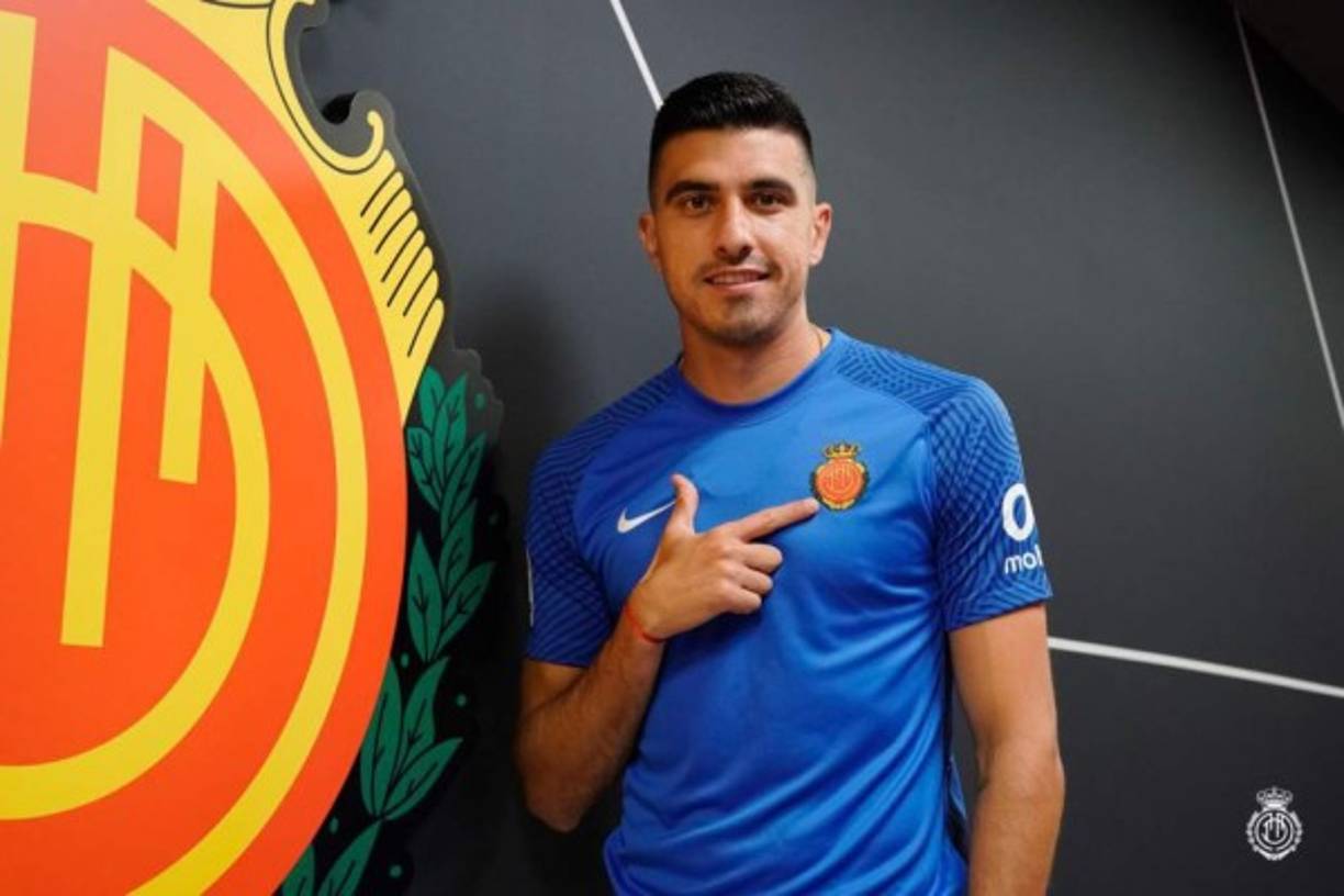 El centrocampista argentino Rodrigo Battaglia ha sido anunciado como nuevo jugador del Mallorca. El conjunto balear ha llegado a un acuerdo con el Sporting de Lisboa para la cesión del futbolista hasta final de temporada. De esta manera, el jugador vuelve a la Liga Española tras jugar en calidad de cedido el curso pasado en el Deportivo Alavés.