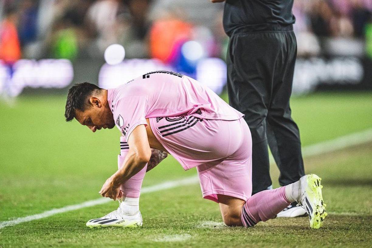 Dentro de la lista destacan los nombres de los grandes futbolistas del año. Leo Messi fue desplazado del primer lugar, Bellingham se mete en el Top 5, ¿y Cristiano Ronaldo?