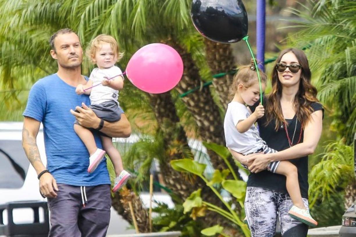 Según trascendió, el actor de la serie Beverly Hills 90210 solicitó compartir la custodia física y legal de sus hijos Bodhi Ransom, Journey River, Noah Shannon.