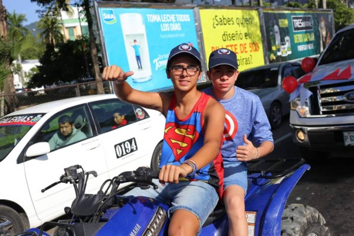 Steven Pineda y David Flores.