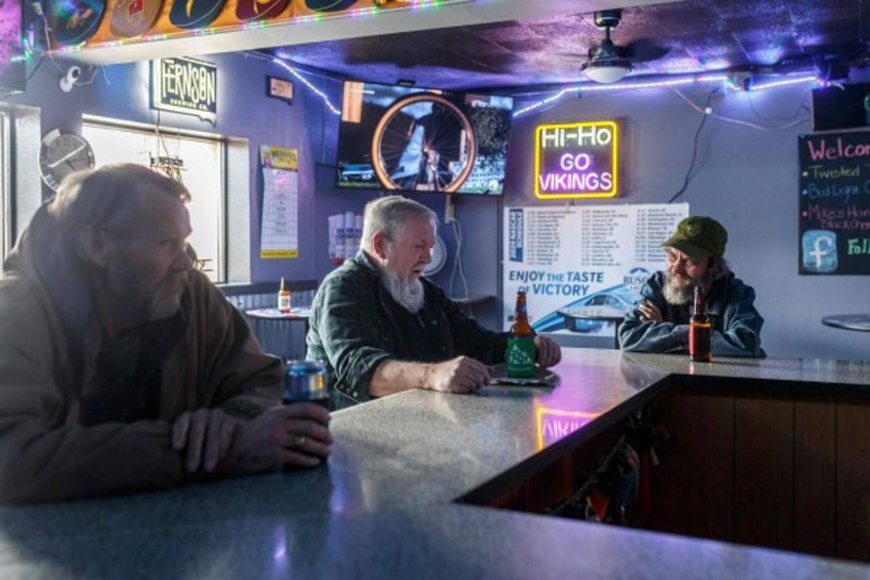 Ahora, el estado soporta uno de los peores brotes en el país, pero su gobernadora se niega a imponer un confinamiento obligatorio.