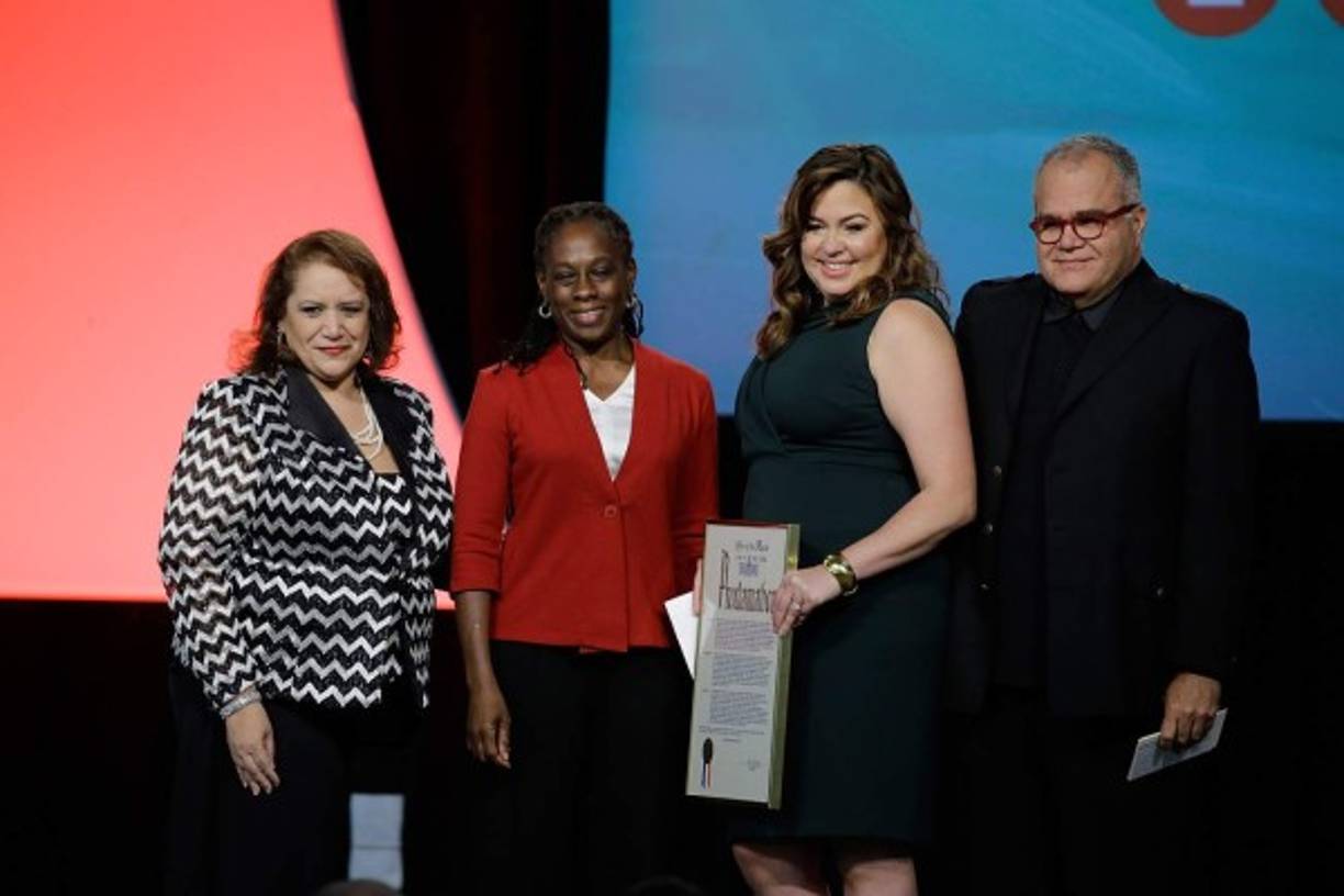 La primera dama de la Gran Manzana Chirlane McCray se sumó a la inauguración con unas palabras en español.