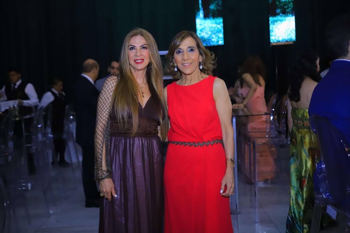 Carmen Chahín y Diana Faraj