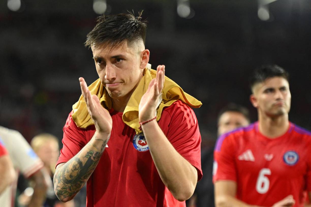 “Es muy extraño, le dije 3 o 4 veces que era un codazo, pero él dijo que era un manotazo”, agregó Rodrigo Echeverria a la prensa de su país.