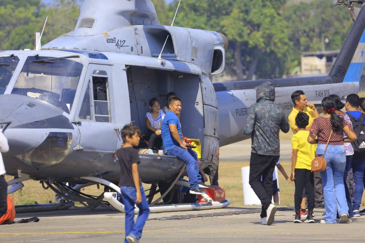 Espectacular show aéreo se vive en San Pedro Sula