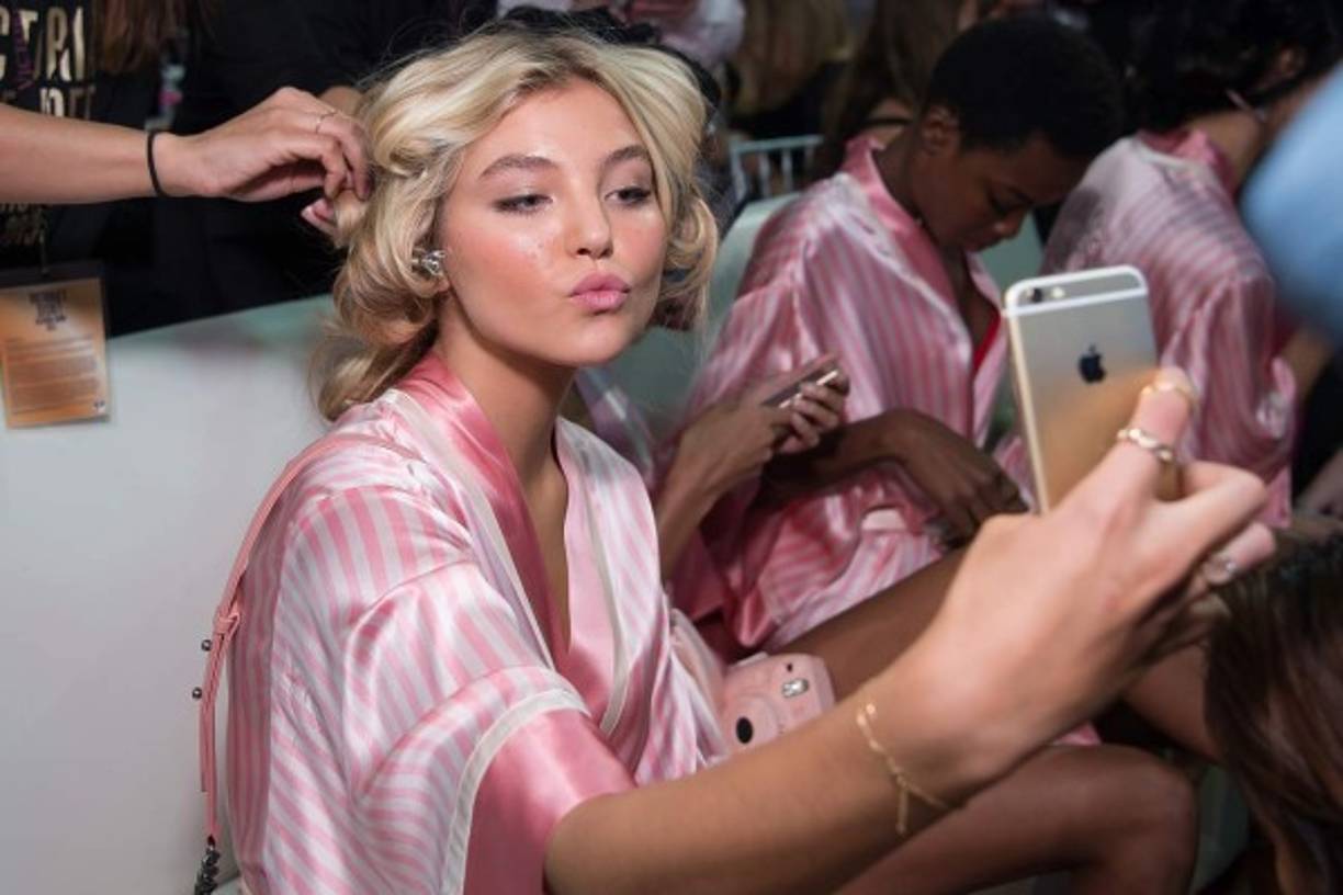 La modelo Rachel Hilbert.