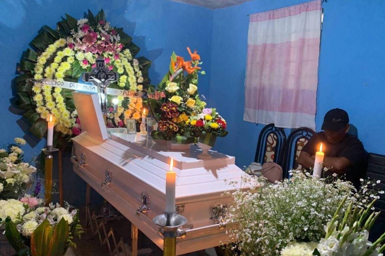 Alumna muere tras golpiza de su compañera de clases