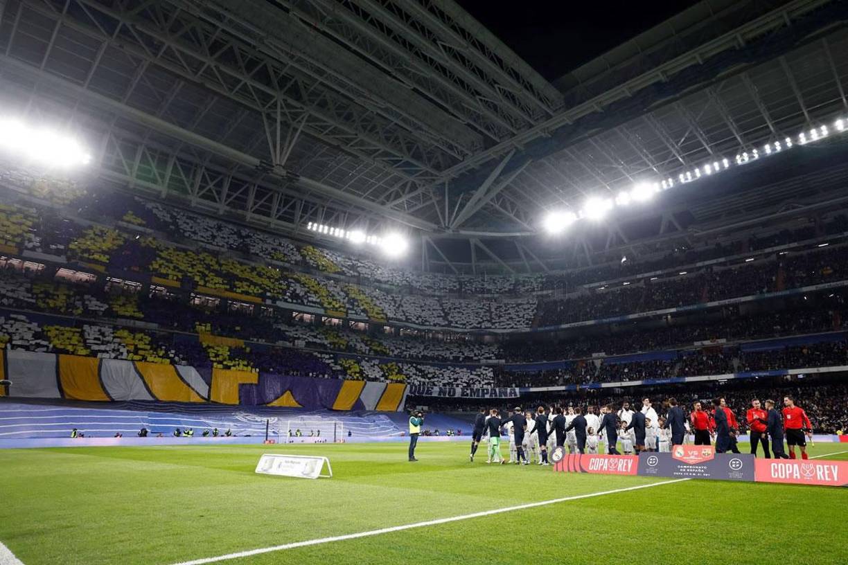 Así lució el estadio Santiago Bernabéu para el Clásico copero Real Madrid-Barcelona.