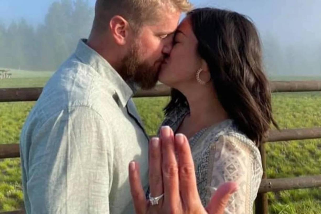 El impacto fue tan fuerte que lanzó el carrito de golf a una distancia de 91 metros, dejando a Miller muerta en su vestido de novia y a Hutchinson con lesiones graves, incluyendo fracturas y una lesión cerebral.