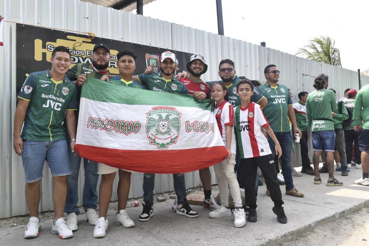 Bellas chicas y susto de jugadores del Motagua en el Yankel