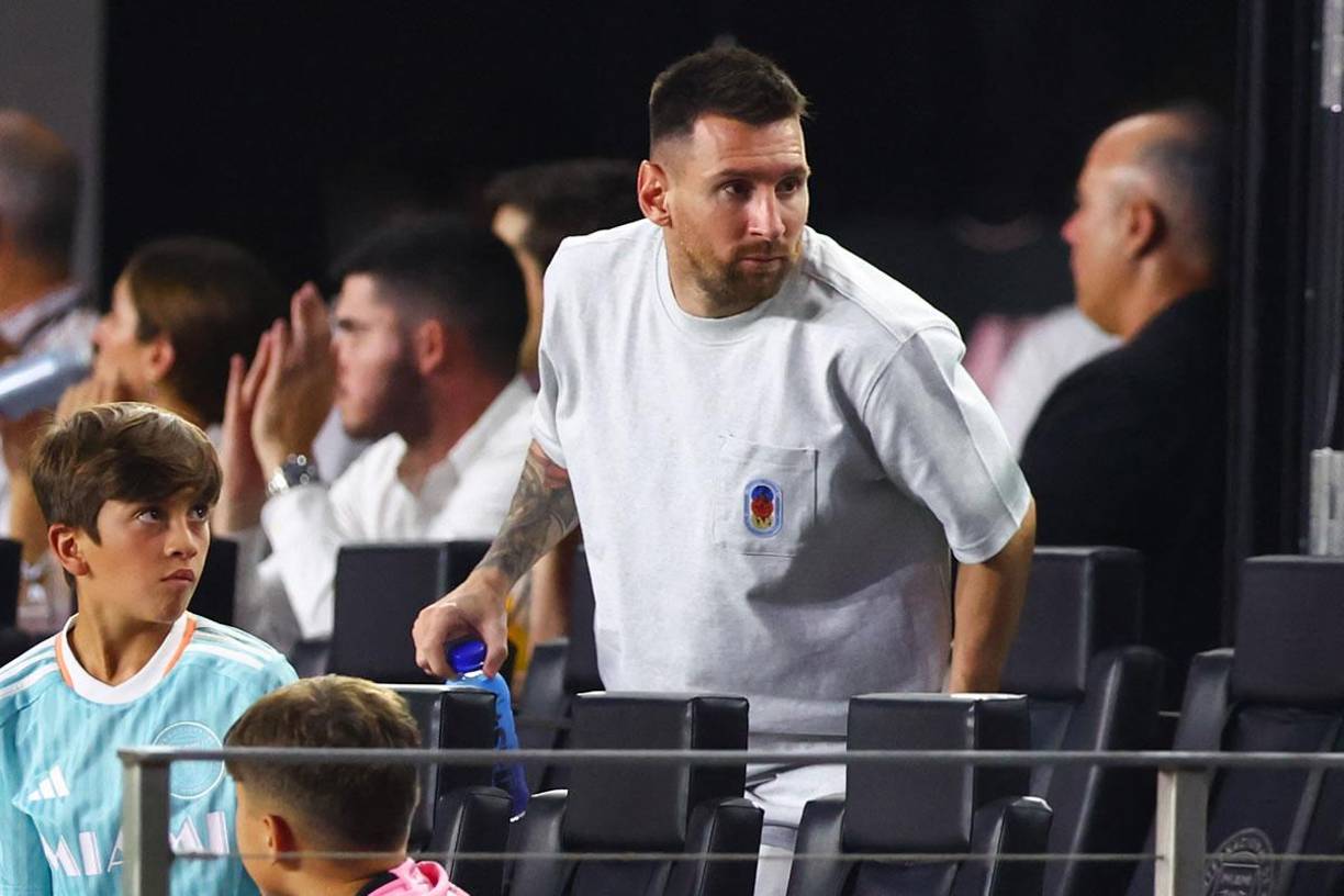 Messi no será operado y su recuperación se basará en kinesiología y descanso.