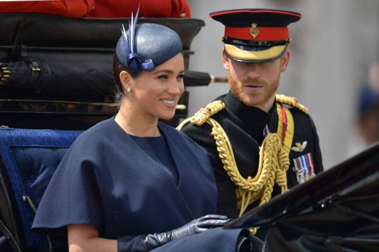 Archie Harrison Mountbatten-Windsor nació hace un mes y dos días, y Meghan Markle lució más radiante que nunca.