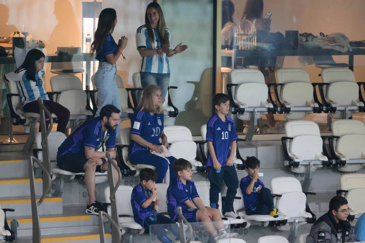 Así como también sus hijos que disfrutan de los encuentros mundialistas. 