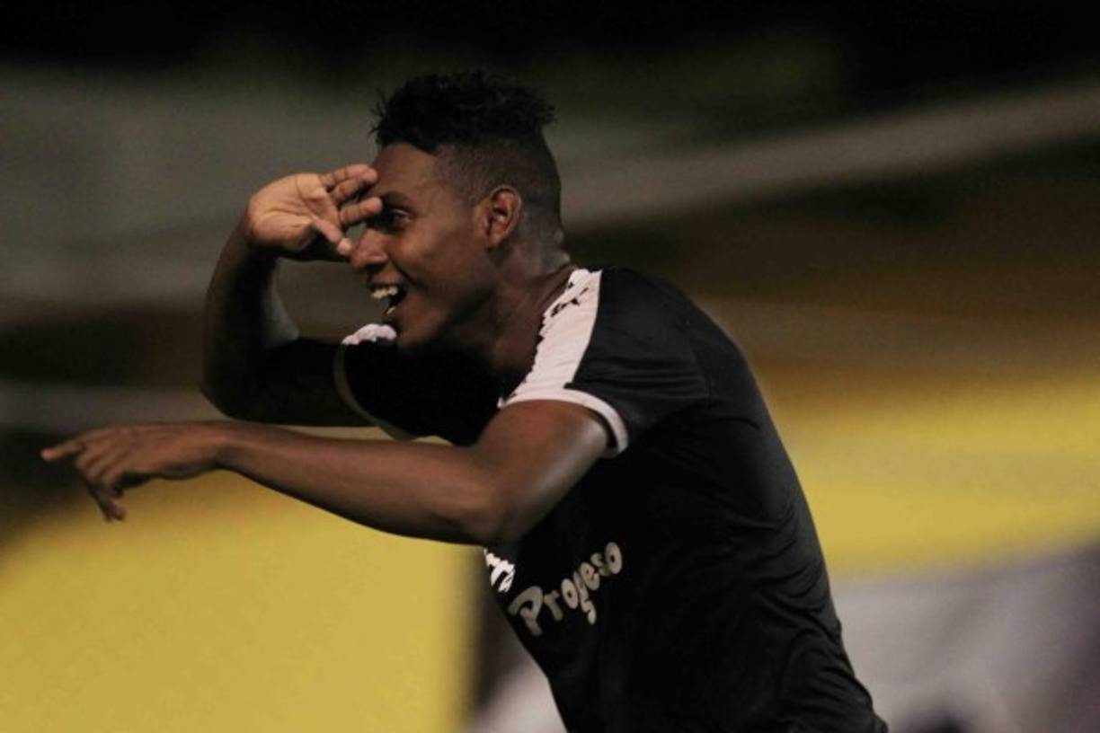 Yerson Gutiérrez: El delantero colombiano ha sido confirmado para seguir por el Honduras Progreso luego de que diversos medios lo daban como posible baja.