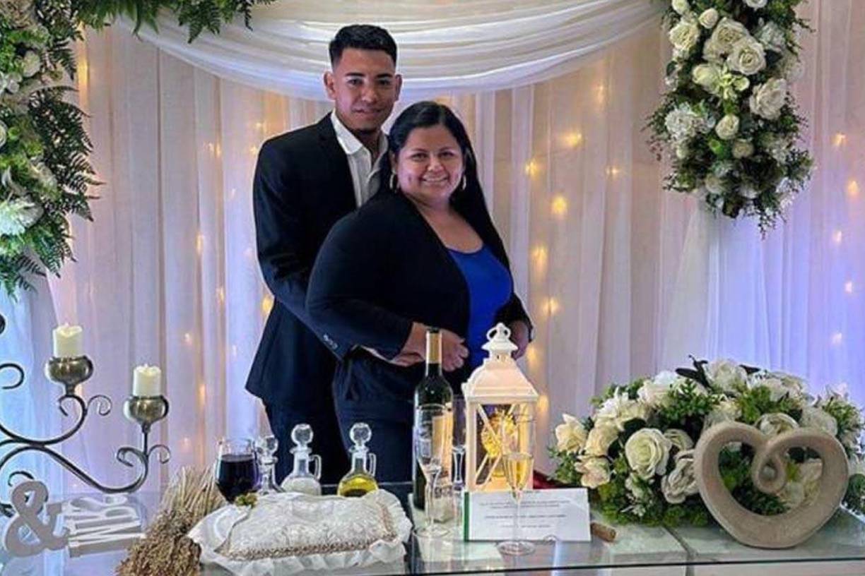 La hondureña Enna Roxana Aguilar Vásquez y su esposo Cristian Mendoza perdieron la vida en un accidente de motocicleta en Tela, Atlántida.