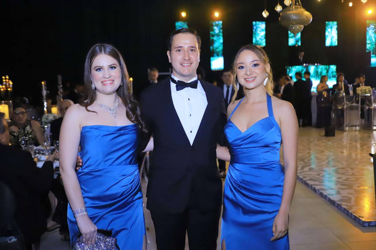 Dafhne Izaguirre, Moisés Orellana y Ashley Jerezano