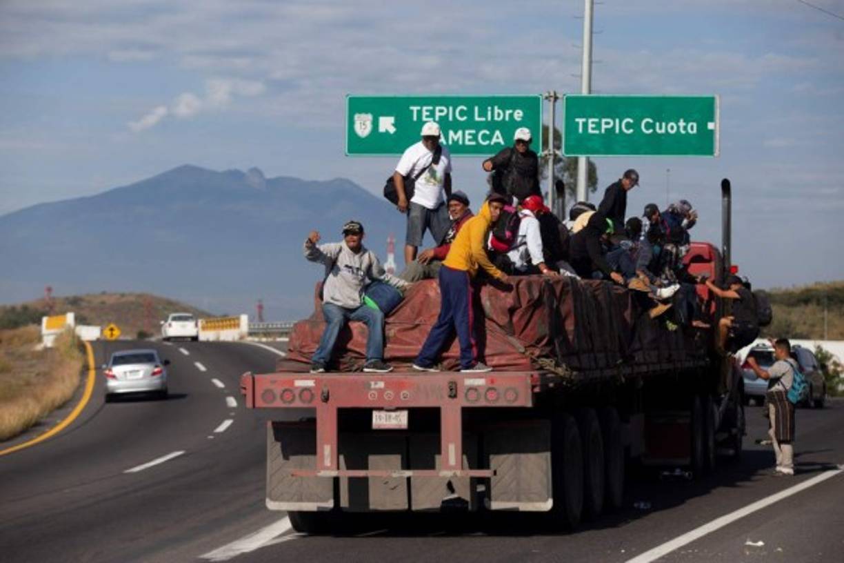 Otras 1,000 personas se encuentran muy cerca ya de Guadalajara, una de las ciudades más importantes de México, y deberían llegar en las próximas horas.