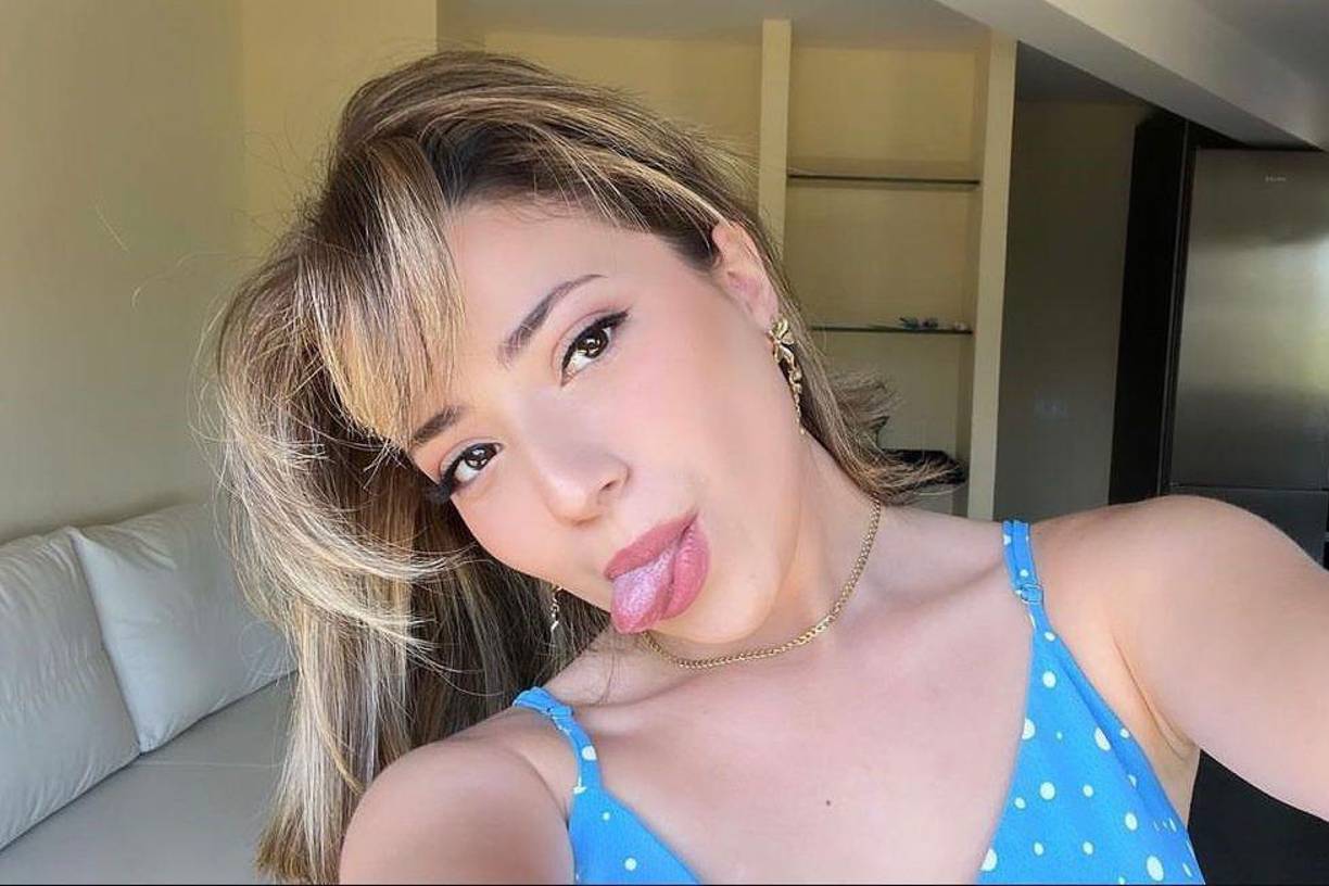 La muerte de la joven actriz y cantante salvadoreña Adriana Isabel Mojica, fallecida el jueves al ser atropellada por un automóvil en Madrid, ha causado consternación y mensajes de condolencia de autoridades españolas y de su país.