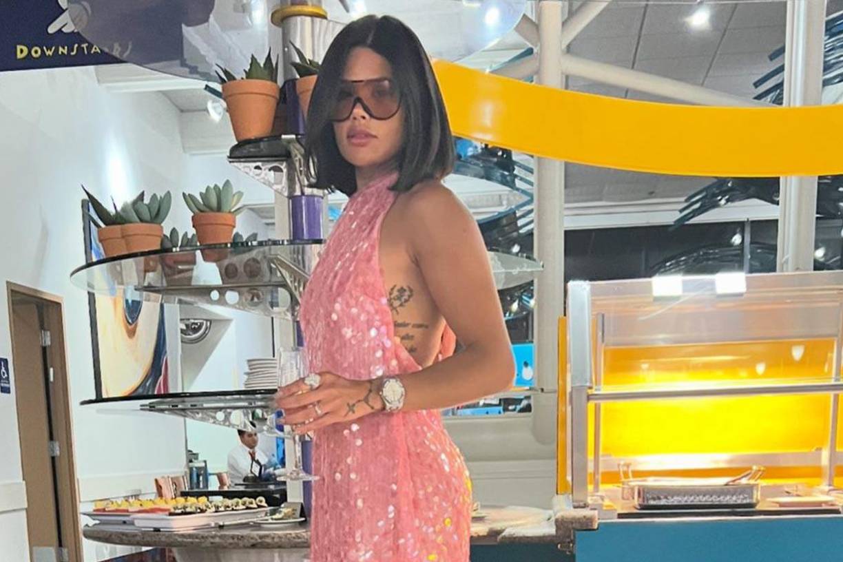 También conocida en redes sociales como “Lady Rich Forever”.