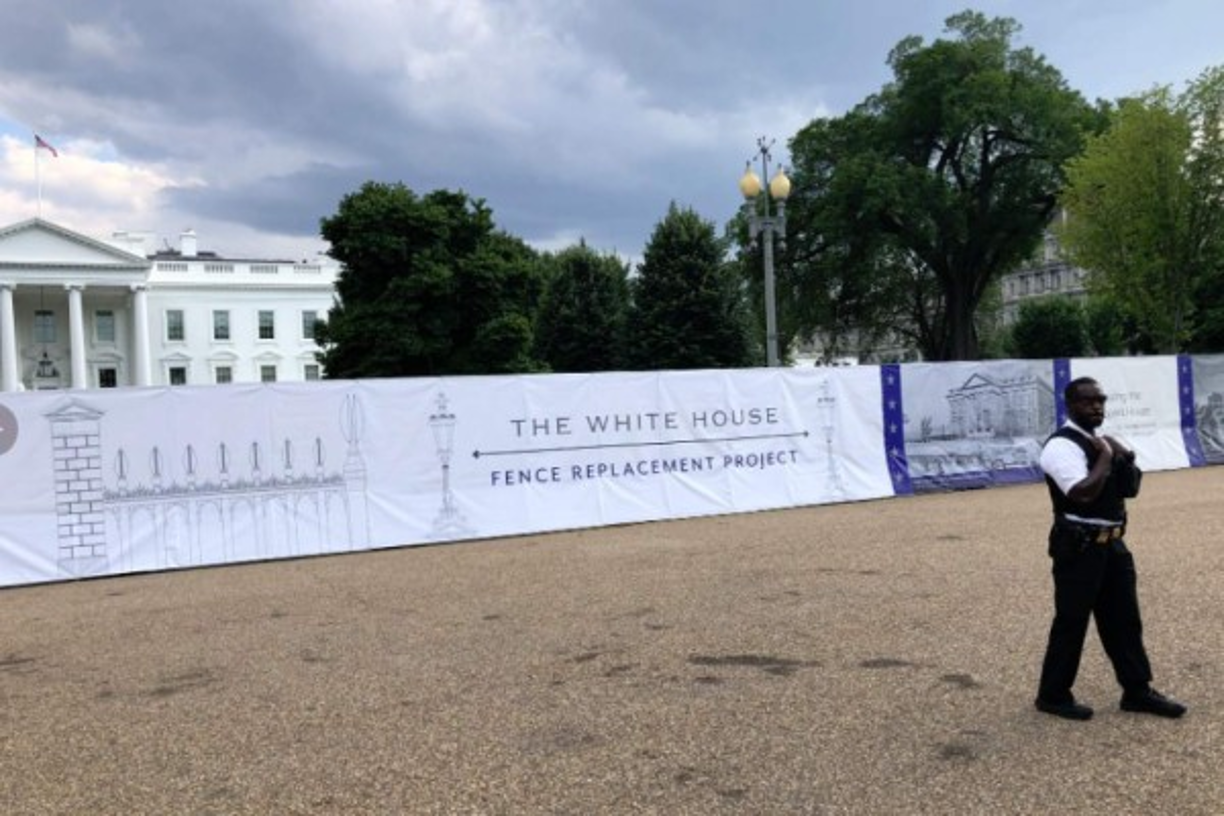 Se espera que la cerca termine de construirse en 2021, según medios estadounidenses.