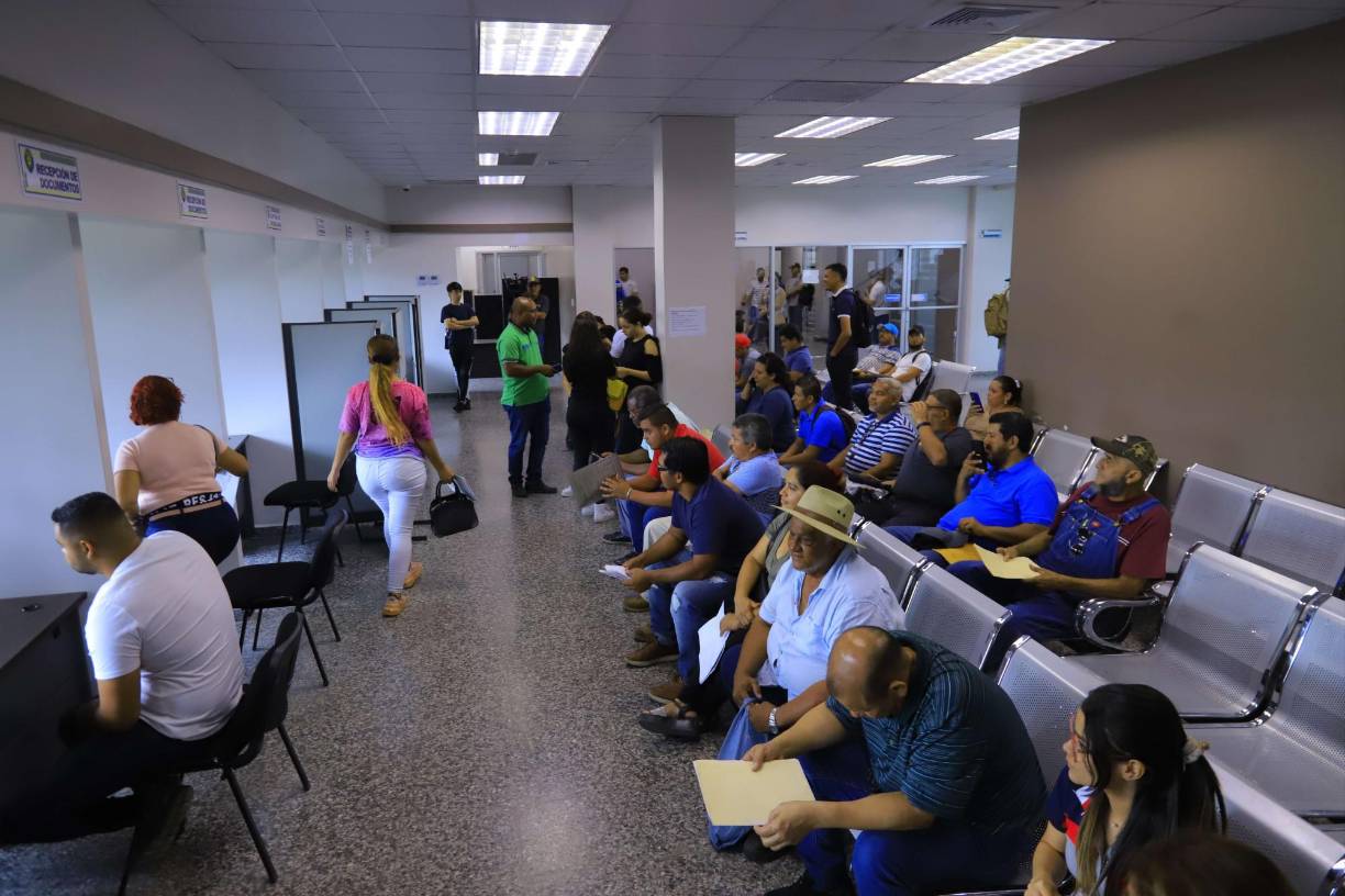 La DNVT informó que durante la semana del Feriado Morazánico se trabajó con normalidad incluso los fines de semana.