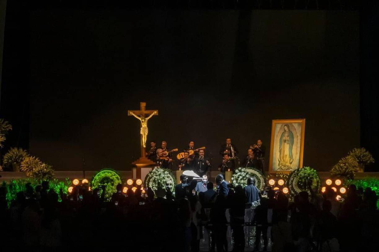 Cabe mencionar que en varias entrevistas Chente dijo que quería un funeral como cualquier otra persona. 