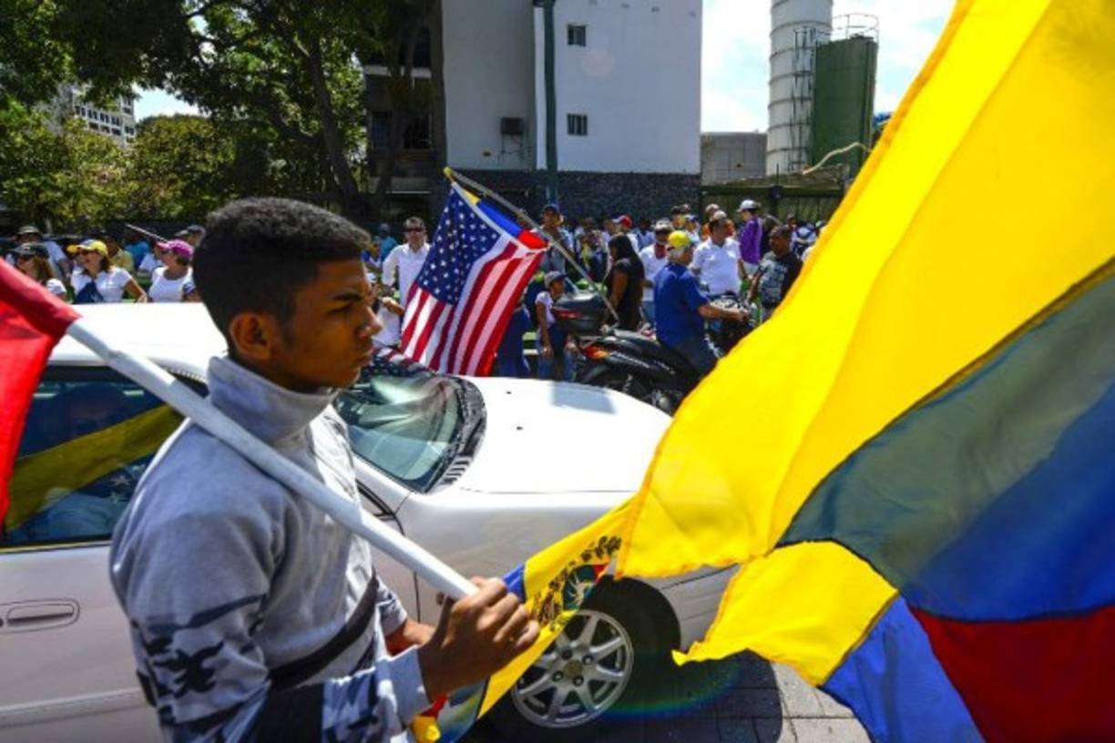 Existe el temor de que Guaidó sea detenido por haber burlado una orden judicial que le prohibía salir del territorio.