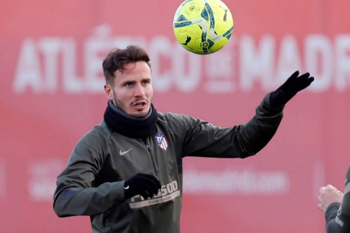 El Liverpool se sigue moviendo para cubrir la marcha de Georginio Wijnaldum, y sus miras podrían estar en el Atlético de Madrid. Según informa el 'Mirror', Saúl Ñíguez estaría en la lista de objetivos del cuadro 'red' para rehacer su centro del campo tras la salida del holandés. Con contrato con 2026, el futbolista colchonero tiene una cláusula de 150 millones de euros. Nada fácil.<br/><br/>Foto - EFE