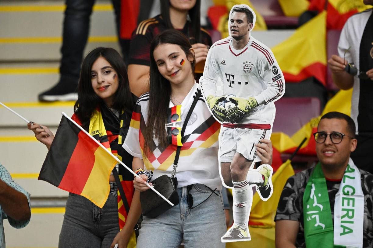 Una fan estuvo acompañada de Manuel Neuer.